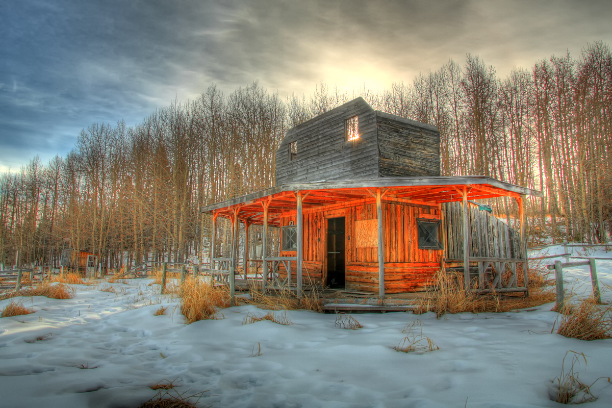 Abandoned Stable - Near Bragg Creek, Alberta